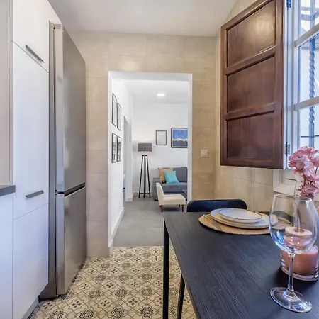 Alminar Apartment