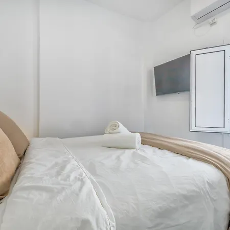 Alminar Apartman